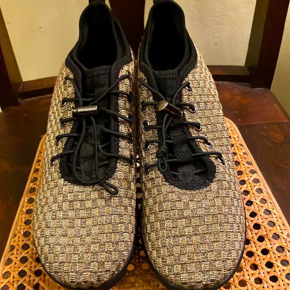 Steven Madden woven stretchy wedge slip ons